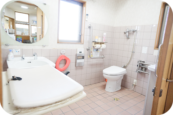 パウダールーム/おむつ交換台